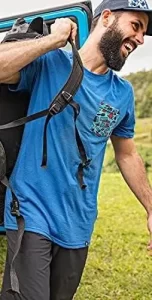 playera de manga corta con grafico de lana merino