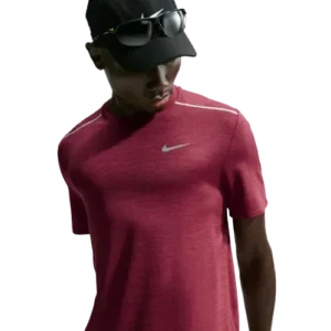 Nike Miler Dri-FIT: playera de running materiales reciclados